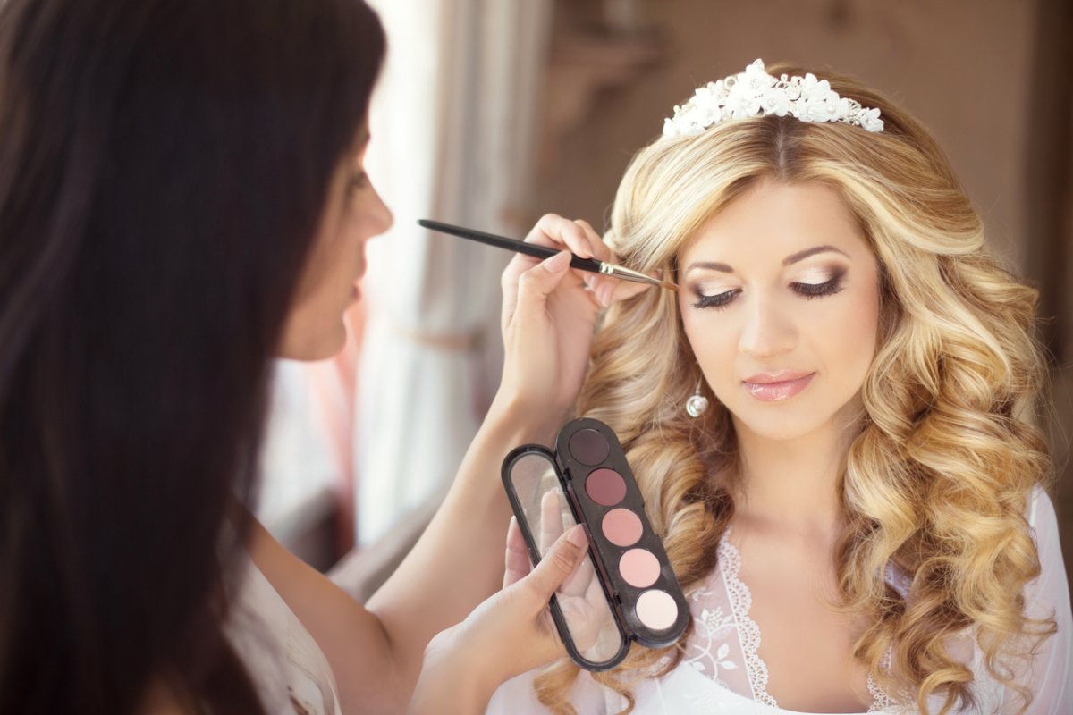 Melbourne's Top 10 Wedding Hair & Makeup Artists | Wedding Diaries